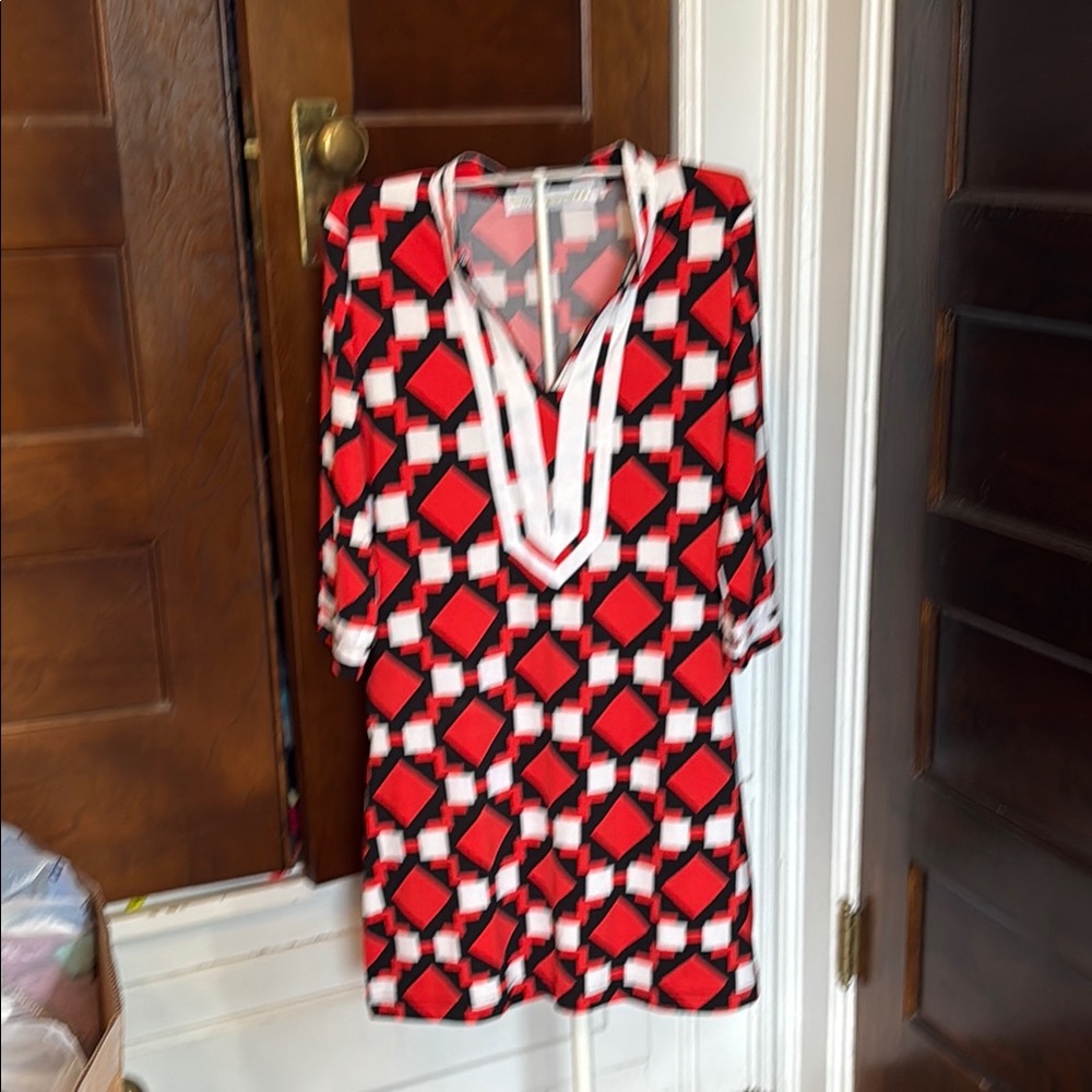 Tracy Negoshian Red‎ and Black Geometric Dress